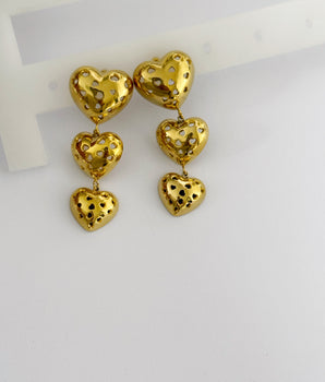 ARETES TRIPLE CORAZÓN