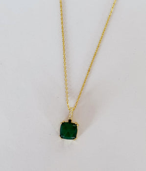 CADENA CON DIJE VERDE