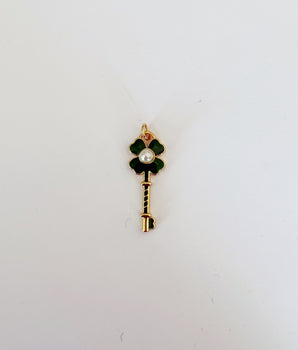 CHARM LUCKY KEY