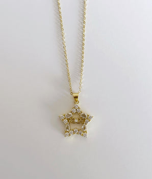 COLLAR STAR MOM