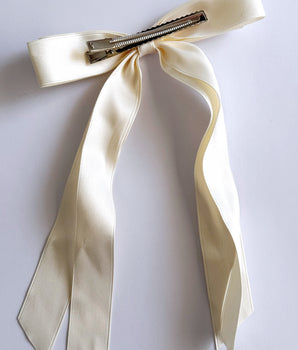 HAIR PIN COQUETTE BEIGE