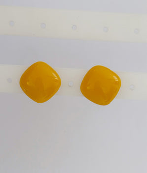 ARETES BOTTON MOSTAZA