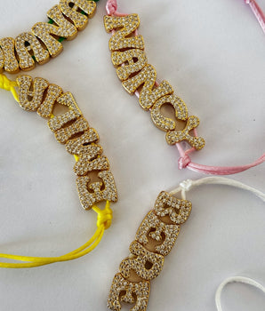 PULSERA SPARKLING LETTER