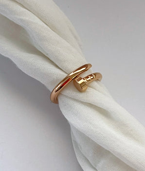 ANILLO CLAVO ORO ROSA