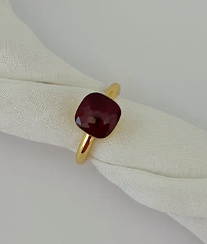 ANILLO NUDO VINO